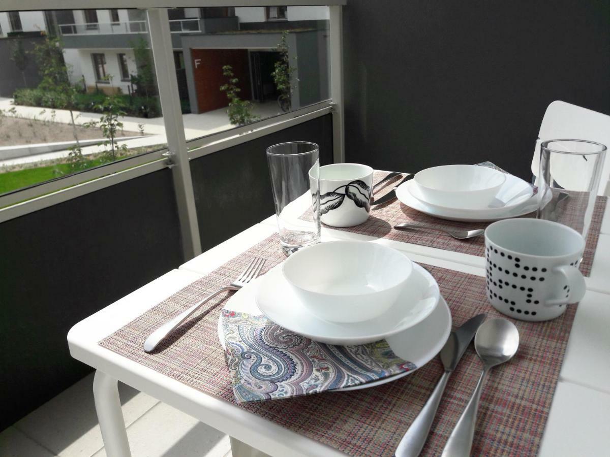 Ferienwohnung Modern & Quiet In Royal Wilanow With Netflix Warschau Exterior foto
