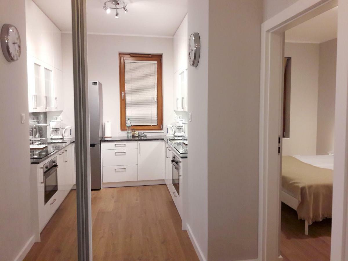 Ferienwohnung Modern & Quiet In Royal Wilanow With Netflix Warschau Exterior foto